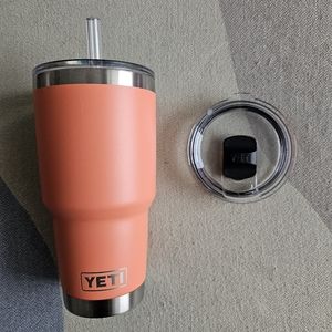 Yeti - Rambler Tumbler MagSlider, Coral (30 oz/887 ml)